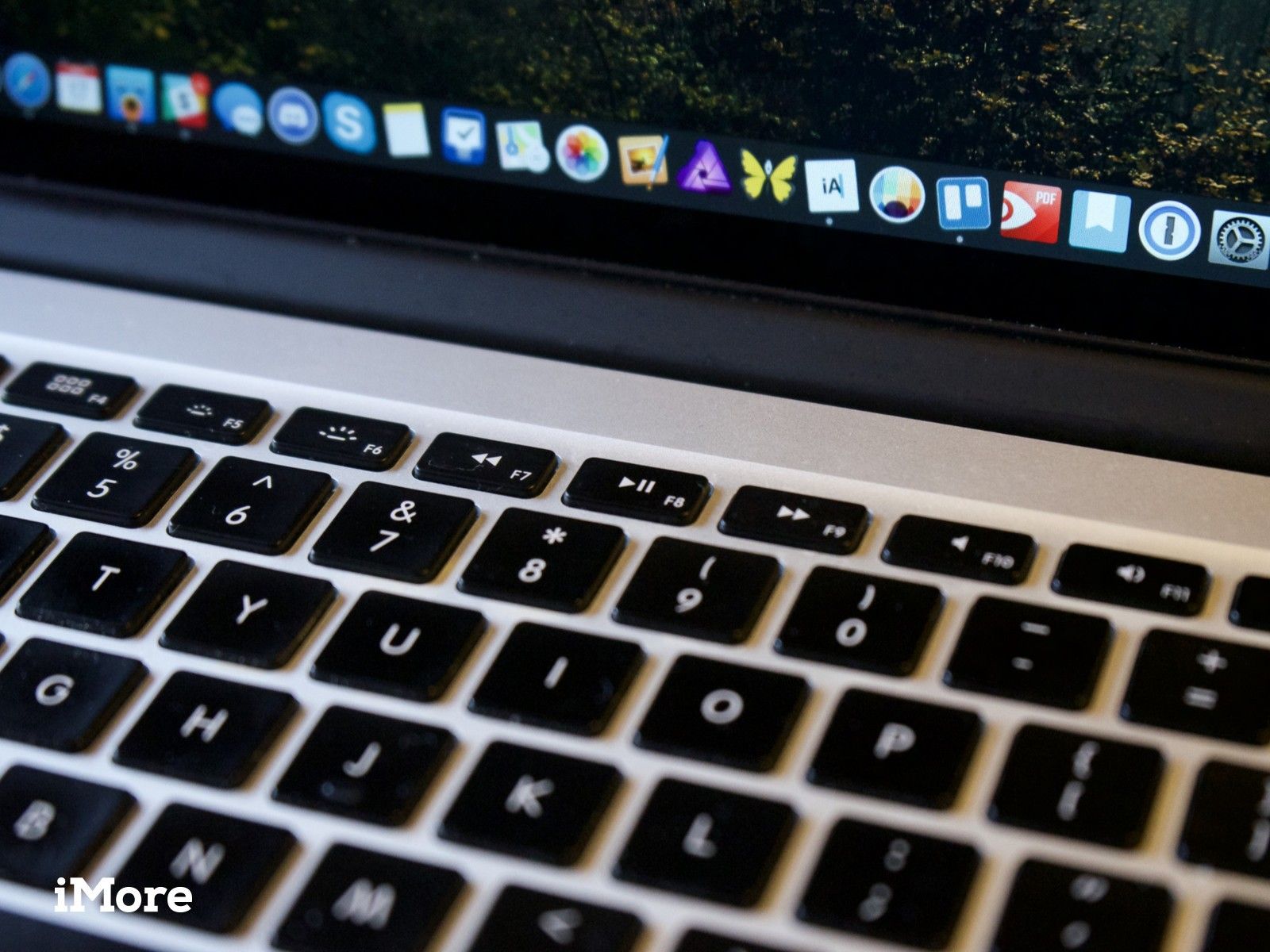 Как поставить свой Mac's media keys in control of iTunes again