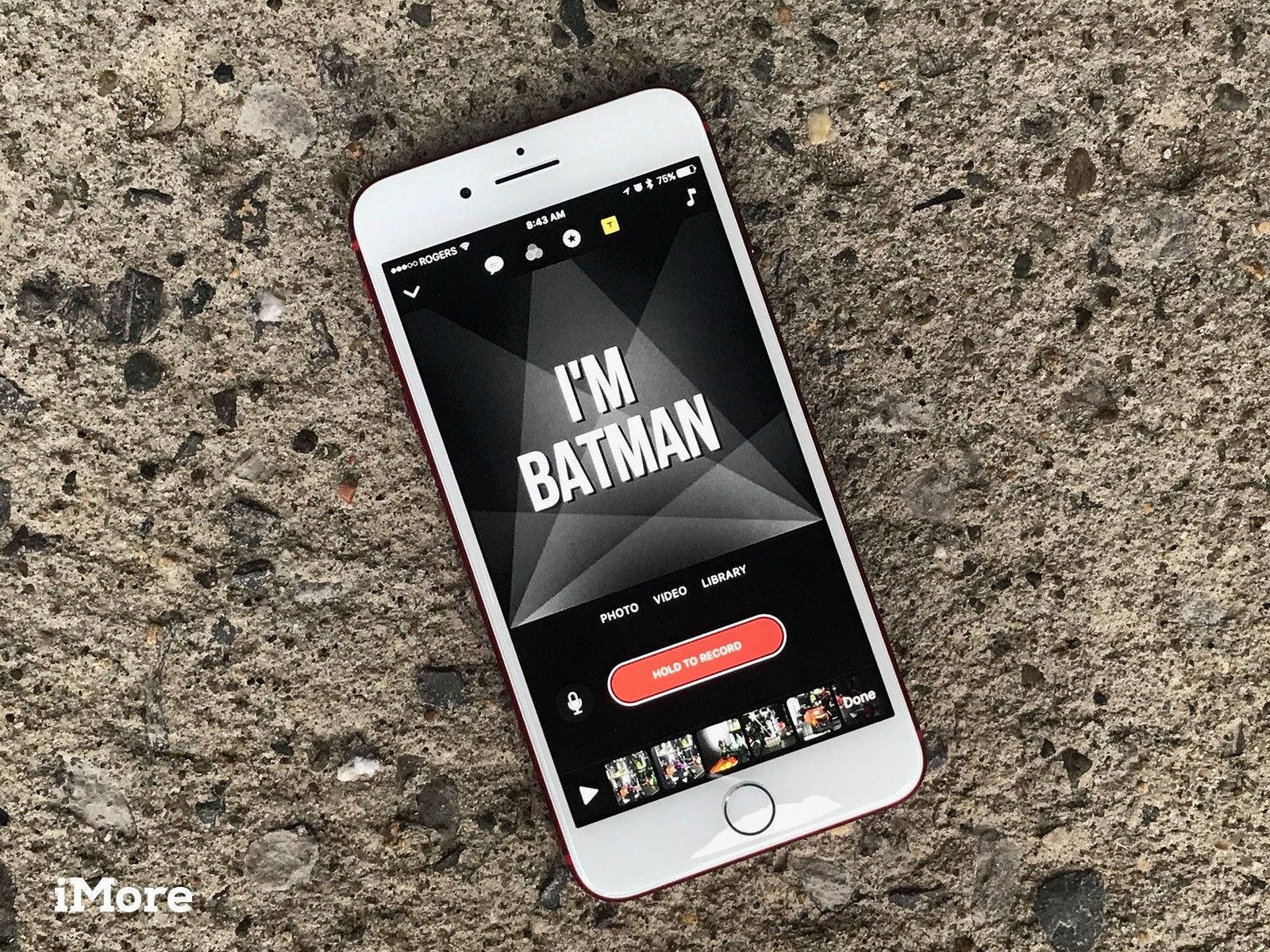 Как добавлять и редактировать титульные карточки в приложении Clips