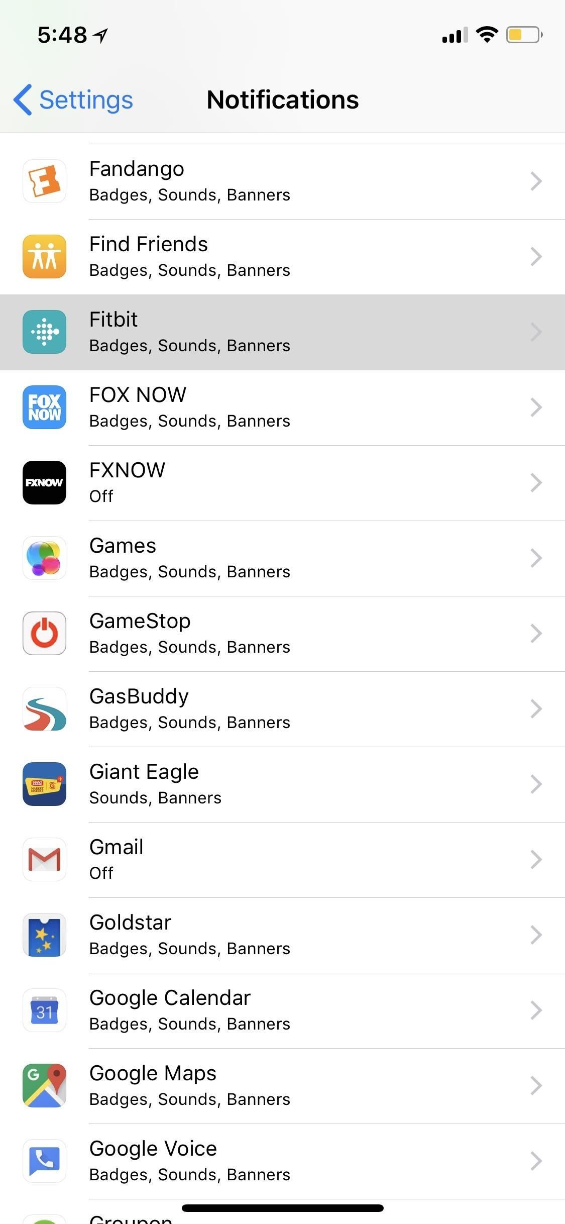 Как сохранить свой iPhone's Screen from Randomly Turning On