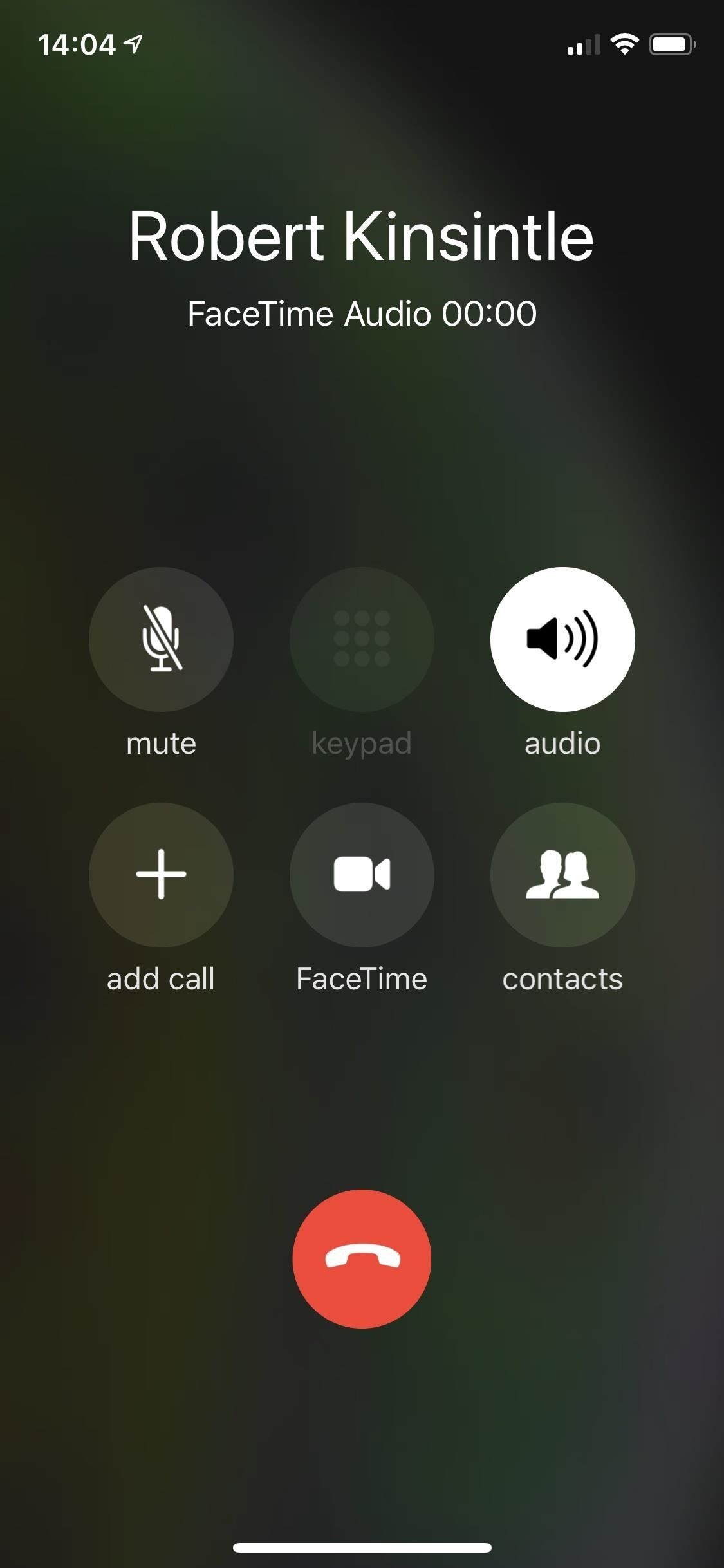 Включи громкая связь. FACETIME iphone 11. Фейстайм аудио. Кнопка громкой связи. Громкая связь на айфоне.