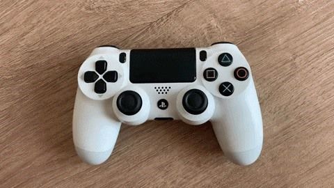 Подключите контроллер PS4 к iPhone для упрощения игры