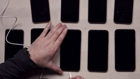 Ваш iPhone XS или XS Max Isn't Charging? Here's How to Fix It