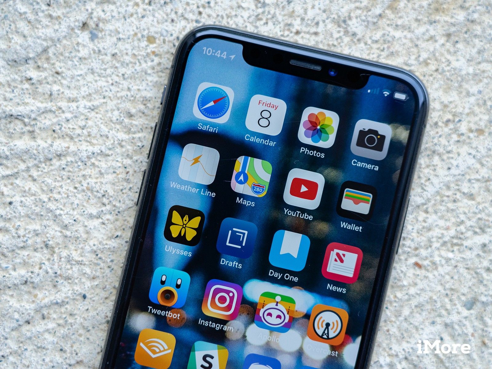 Как изменить Карты's suggested locations