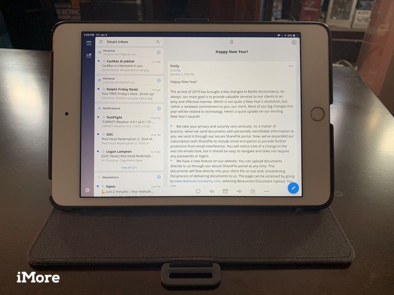 Искра на iPad mini 4