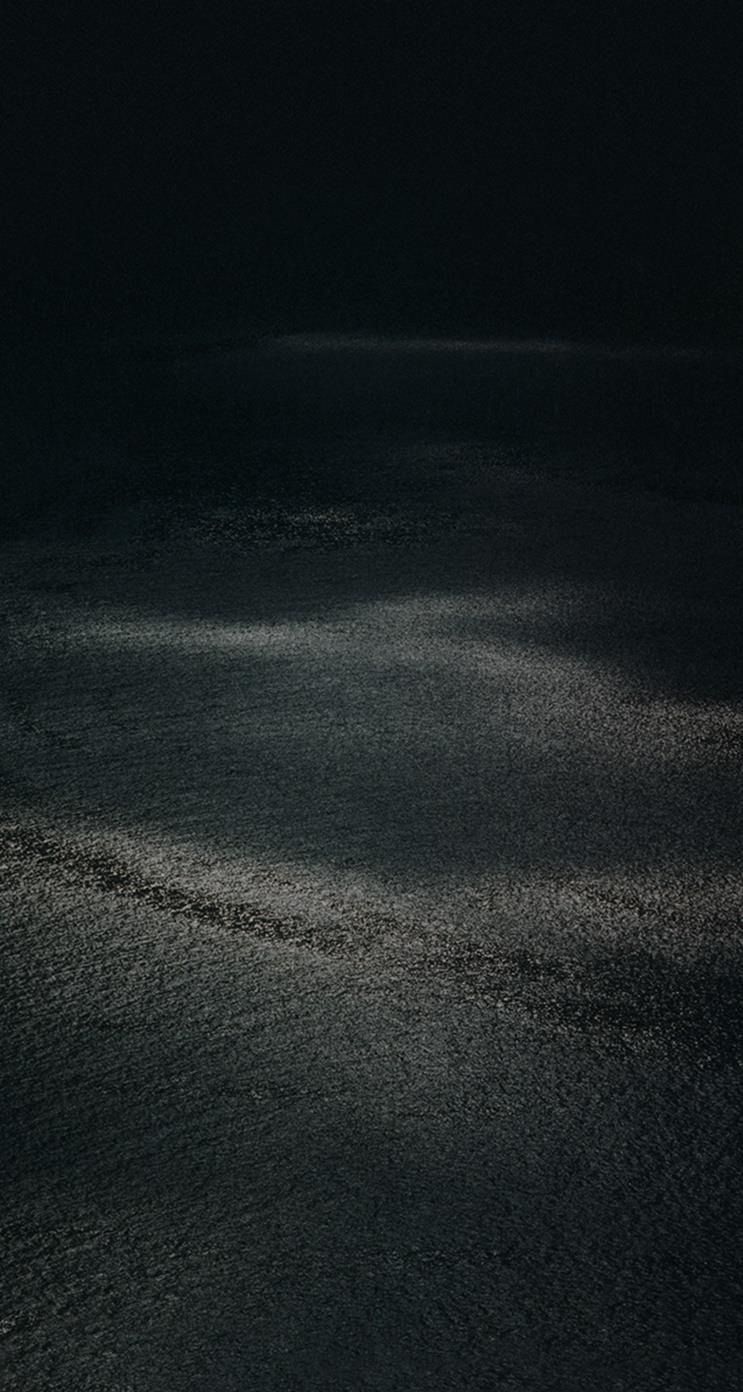 Скачать все 15 обоев с iOS 8 прямо сейчас