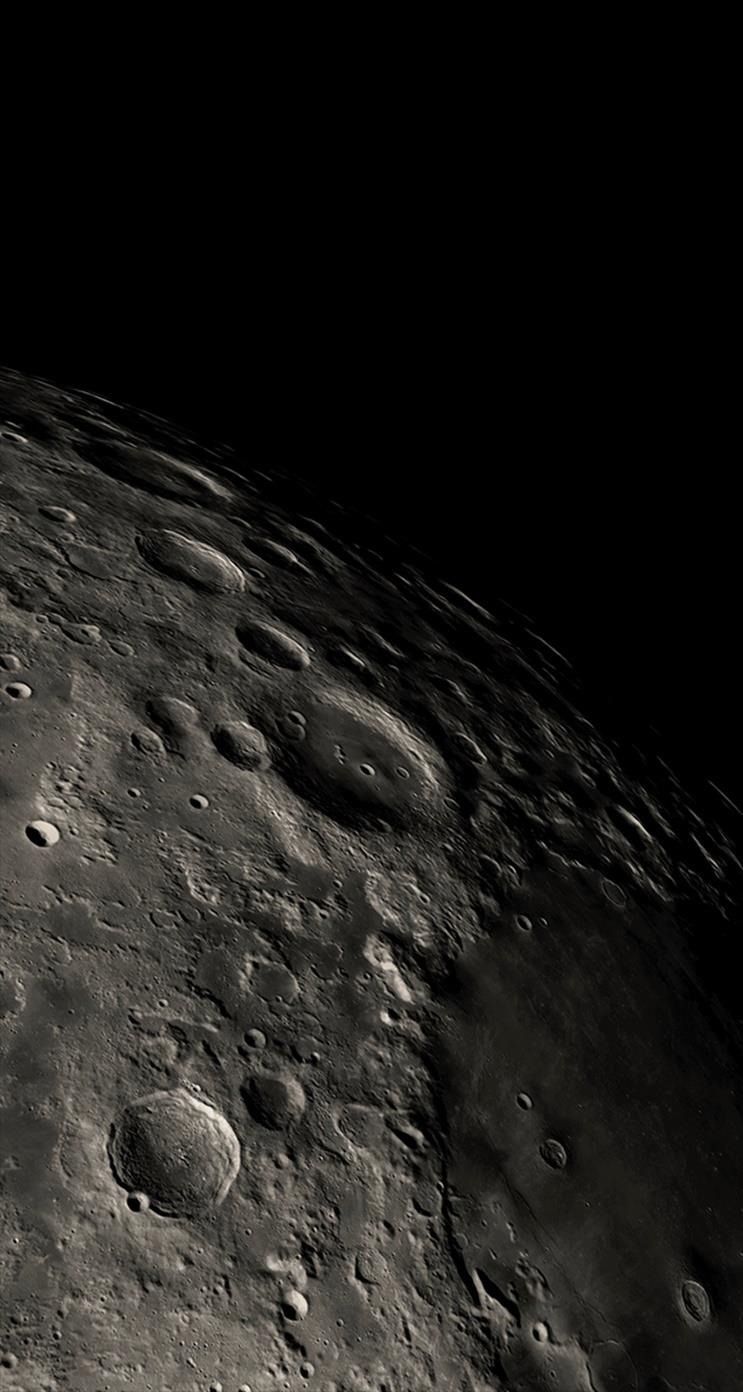 Скачать все 15 обоев с iOS 8 прямо сейчас