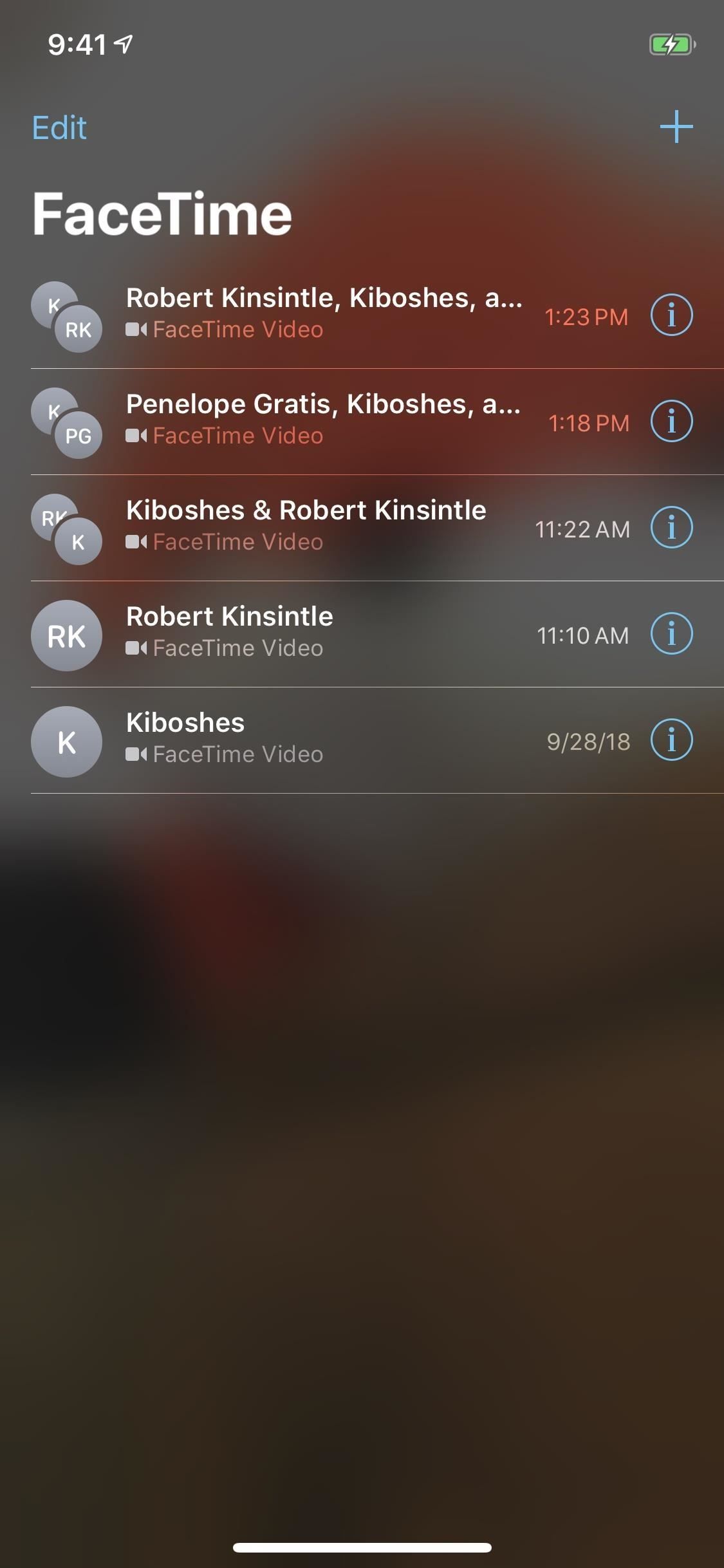 Как использовать FaceTime's Group Chat on Your iPhone to Talk to More Than One Person at a Time