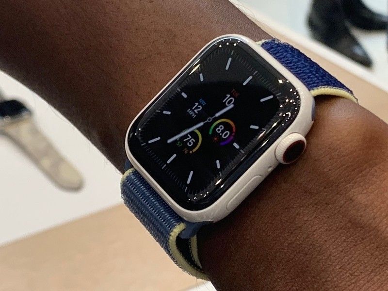 Apple Watch серии 5