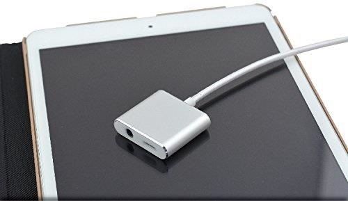 Как зарядить свой iPhone 7 во время прослушивания музыки