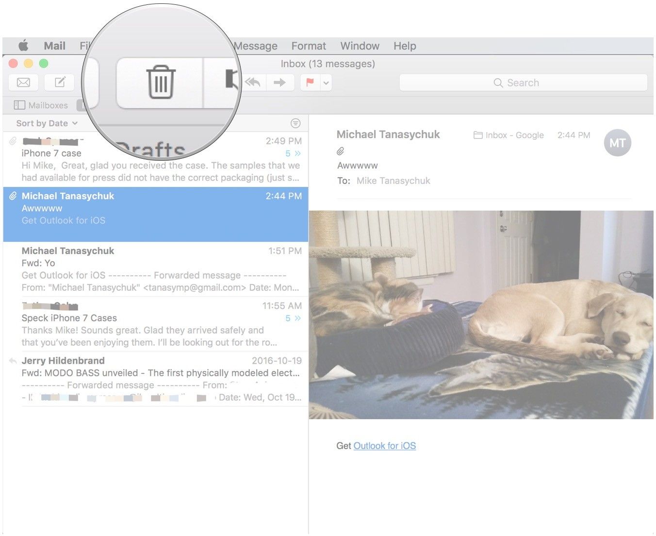 Нажмите на электронную почту, нажмите кнопку Удалить