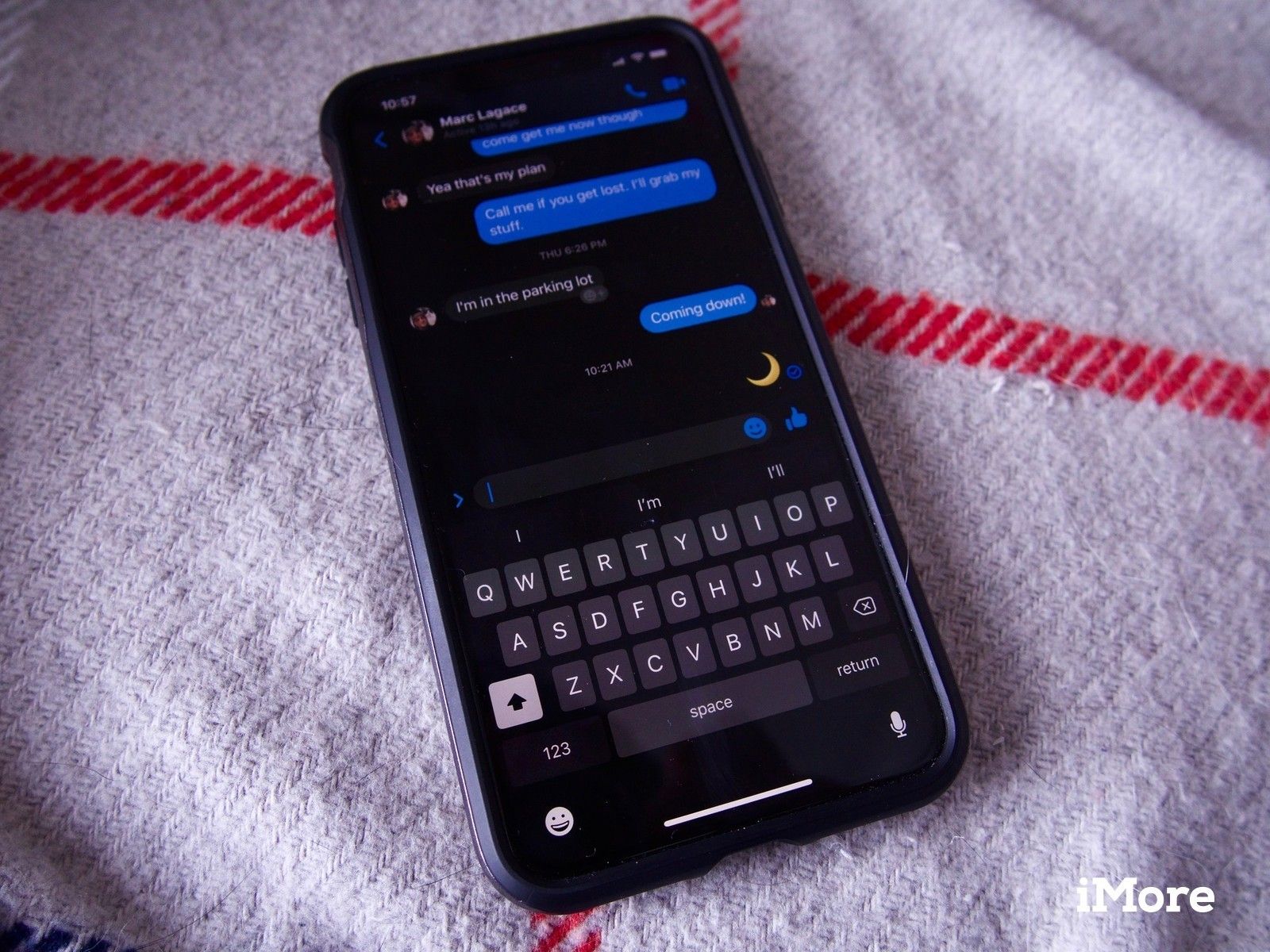 Facebook Messenger Dark Mode