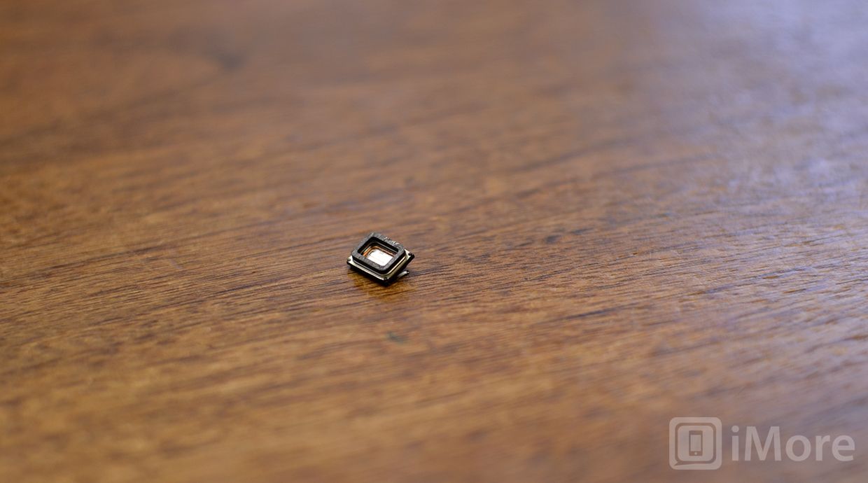 Как починить унесенный динамик в наушниках Verizon или Sprint iPhone 4 Как починить унесенный динамик в наушниках Verizon или Sprint iPhone 4