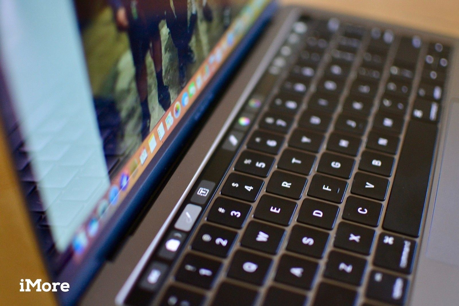 Сенсорная панель на MacBook Pro