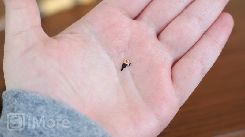 CDMA iPhone 4 заземляющий зажим для антенны CDMA iPhone 4 заземляющий зажим для антенны