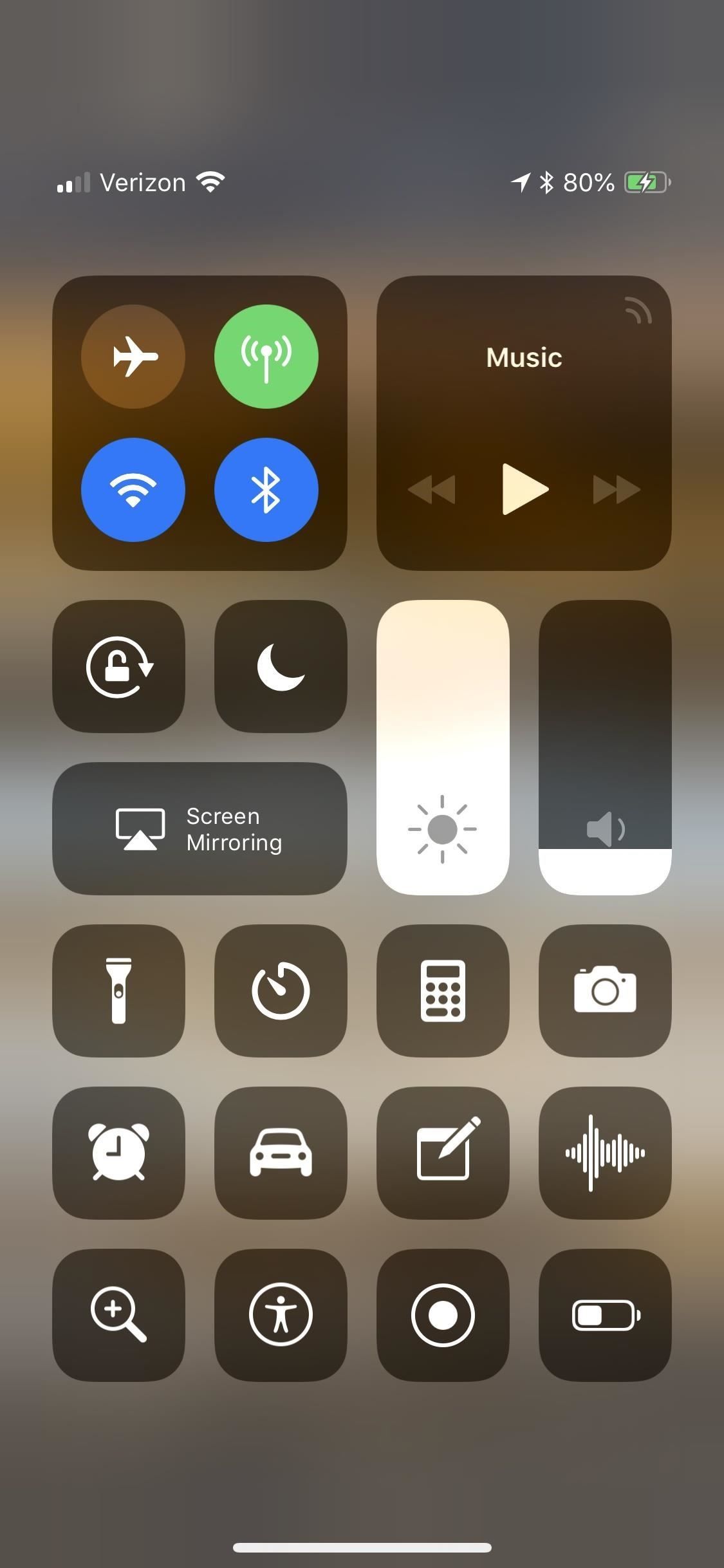 Как выключить'Low Power Mode' on Your iPhone to Speed Things Up Again