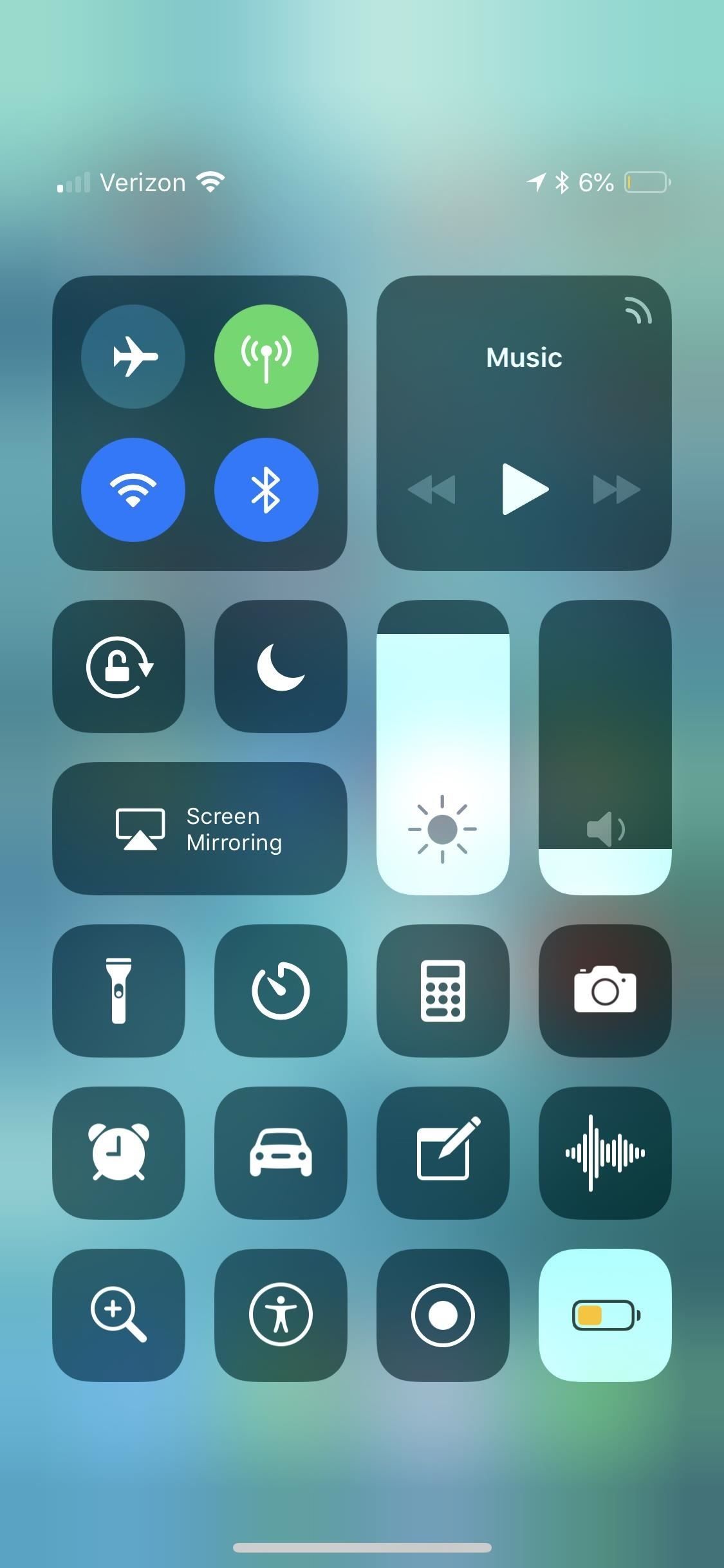 Как выключить'Low Power Mode' on Your iPhone to Speed Things Up Again