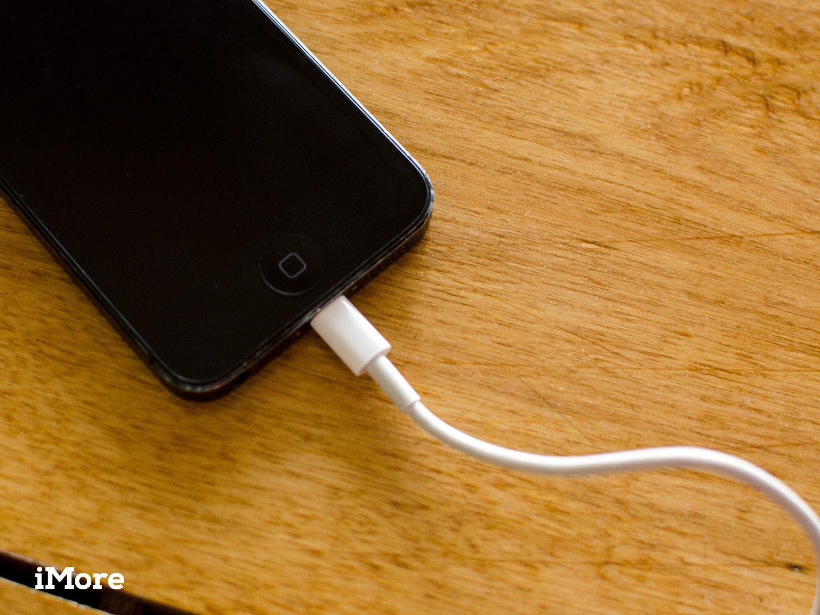 Как исправить сломанный зарядный порт на iPhone 5