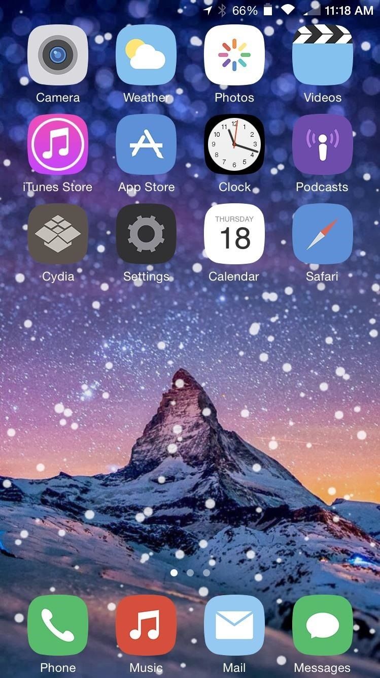 Тема вашего iPhone's Home Screen with Falling Snow for the Winter