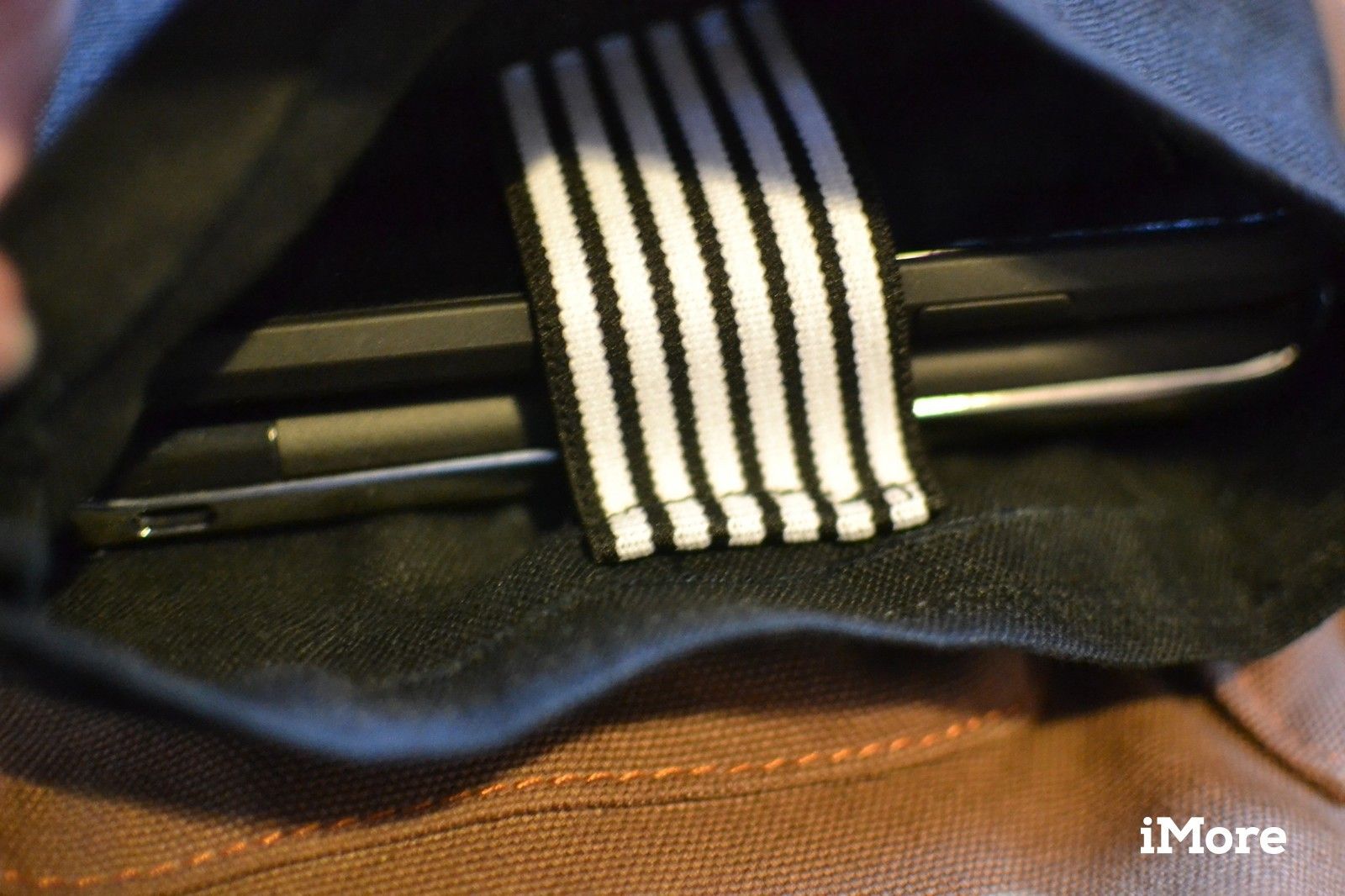 Сделай сам съемный карман для беспроводной зарядки