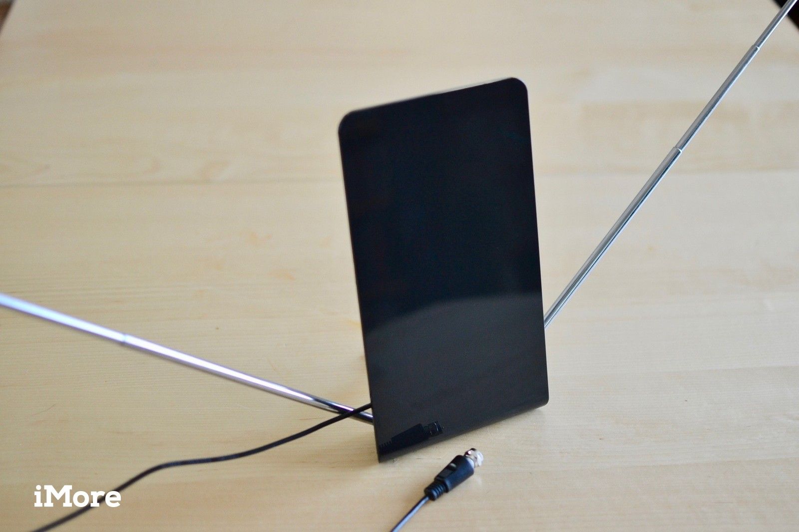 ОТА HDTV антенна с коаксиальным разъемом