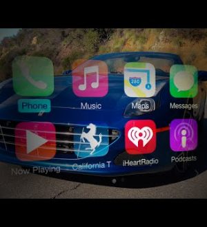 Так работает CarPlay в Ferrari California T |