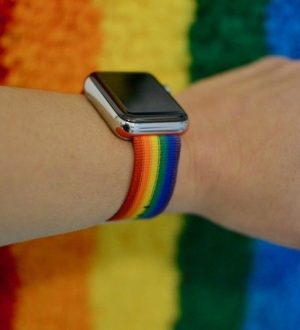 Где купить ремешки для часов Apple Watch Pride 2017 и 2018 годов |