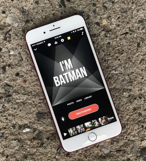 Как добавлять и редактировать титульные карточки в приложении «Клипы» |