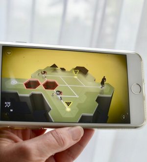 Как использовать режим Puzzle Maker в Deus Ex GO |