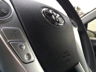 Как использовать Siri Eyes Free в своем автомобиле Toyota |