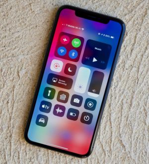 Как найти Центр управления и Центр уведомлений на iPhone X |
