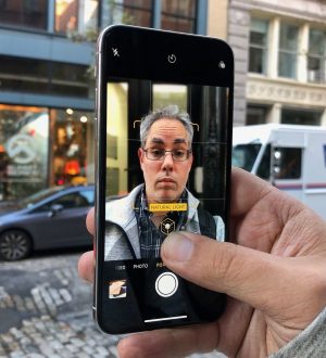 Как научить Face ID распознавать странные выражения лица |