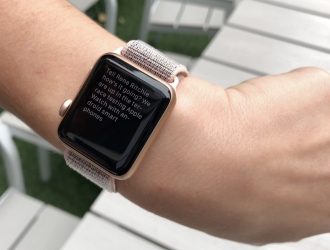 Как отключить и изменить голос Siris на Apple Watch |