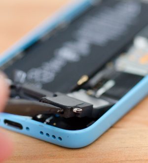 Как починить перегоревший динамик в iPhone 5c |