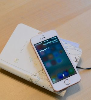 Как создать отношения для контактов на iPhone |