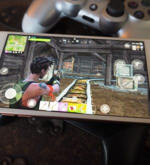 Как управлять Fortnite на iPhone и iPad |