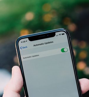 Как включить автоматическое обновление программного обеспечения в iOS 12