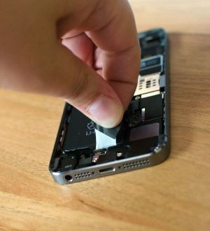 Как заменить батарею iPhone: полное руководство |