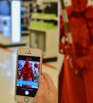 Советы и хитрости, чтобы разблокировать всех звездных войн Найти персонажей и предметы коллекционирования Силы |