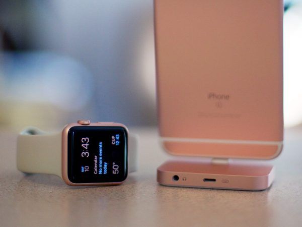 iPhone SE невозможно соединить с Apple Watch